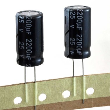 Electrolytic Capacitor 2200uF 25V 105 ° C Samwha 12,5x25