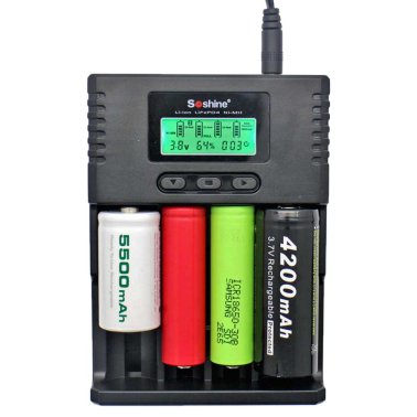 Caricabatterie universale Soshine H4 per batterie Li-ion, LiFePO4 e NiMH