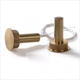 Magnetic brass contact for metal frames and FDP A-CO safes