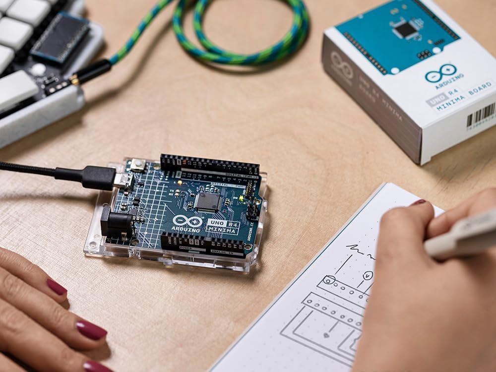 Arduino® UNO R4 Minima con Renesas RA4M1 - ABX00080 - App2